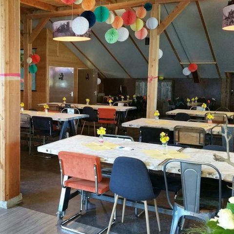 VAKANTIEHUIS 30 personen - Groepsverblijf Kapschuur + 5 vissershuisjes (30 personen)
