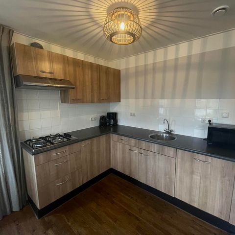 VAKANTIEHUIS 36 personen - Groepsverblijf Stal + 5 comfortabele woningen (36 personen)