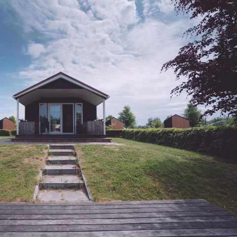 Lodge 16 personen - Groepsverblijf groepslodge + 4 vierpersoonslodges (16 personen)