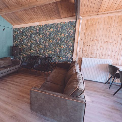 Tiny House 24 personen - Groepsruimte het Strandhuis + 6 Tiny Houses (24 personen)