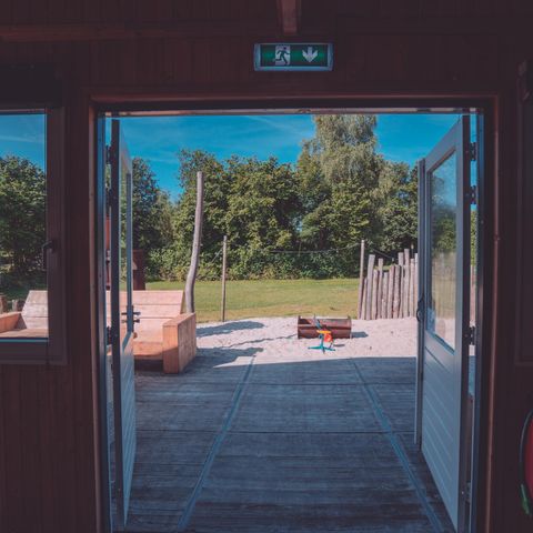 Tiny House 24 personen - Groepsruimte het Strandhuis + 6 Tiny Houses (24 personen)