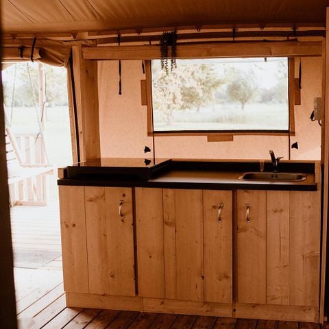 Tent 5 personen - glamping met airco