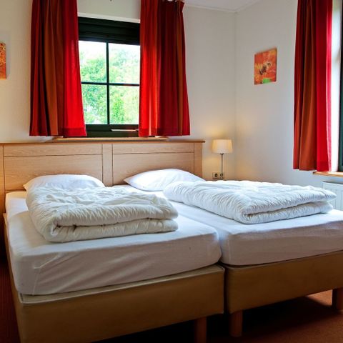 VAKANTIEHUIS 24 personen - Groepsverblijf Strandhuis + 4 vakantiewoningen (24 personen)