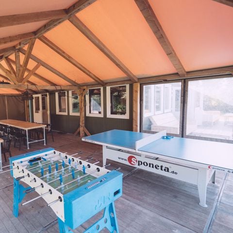 VAKANTIEHUIS 24 personen - Groepsverblijf Strandhuis + 4 vakantiewoningen (24 personen)