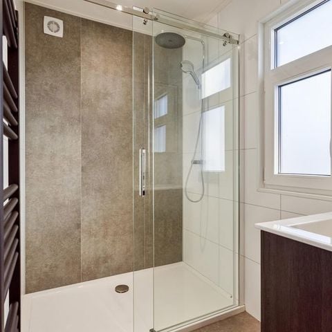 Bungalow 4 personen - Module Special Wellness (Hottub)