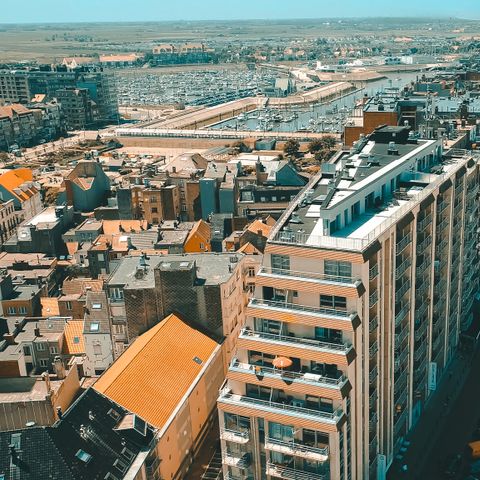 Groepsappartement 10 personen - Unieke penthouse met zeezicht