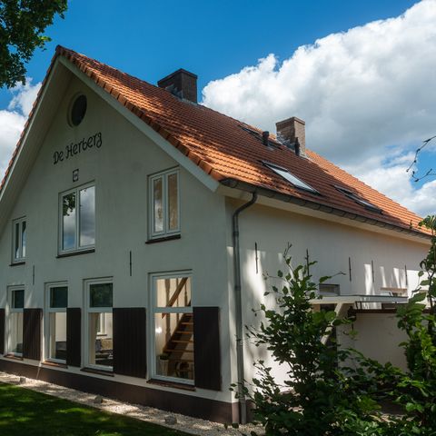 VAKANTIEHUIS 20 personen - De Herberg | Privé Bioscoop & Sauna