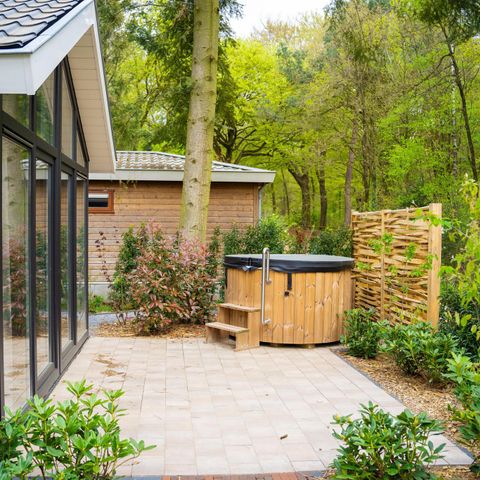 LANDHUIS 4 personen - Bos Cottage met hottub