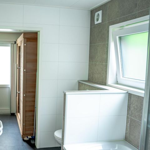 Lodge 6 personen - Wellness Cottage met Hottub en Infrarood Sauna
