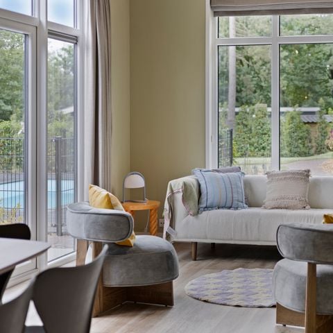 Lodge 10 personen - met privé dipping pool en guest house