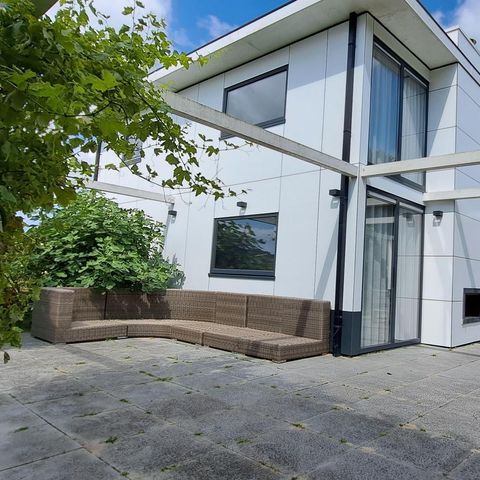 VAKANTIEHUIS 8 personen - Cube Magnifique Sauna 8 VAKANTIEHUIS 8 personen - Cube Magnifique Sauna 8