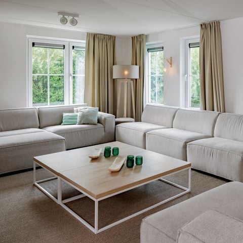 Groepsaccommodatie 16 personen - Familievilla 16 Luxe