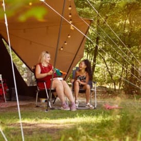 STAANPLAATS - Kampeer/Camperplaats