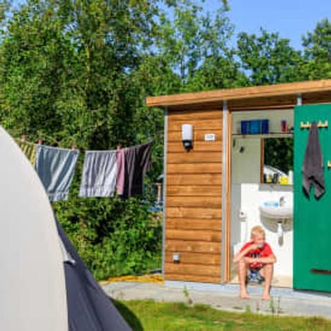 Kampeerplaats - Met eigen sanitair