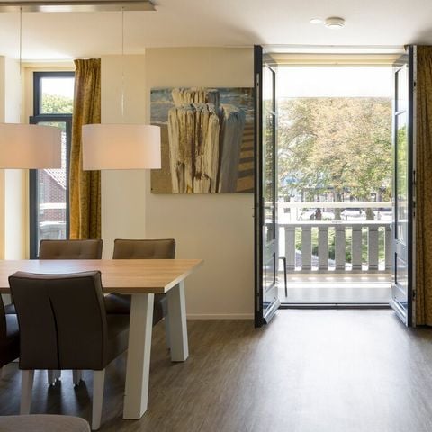 APPARTEMENT 4 personen - Bordeaux Wellness