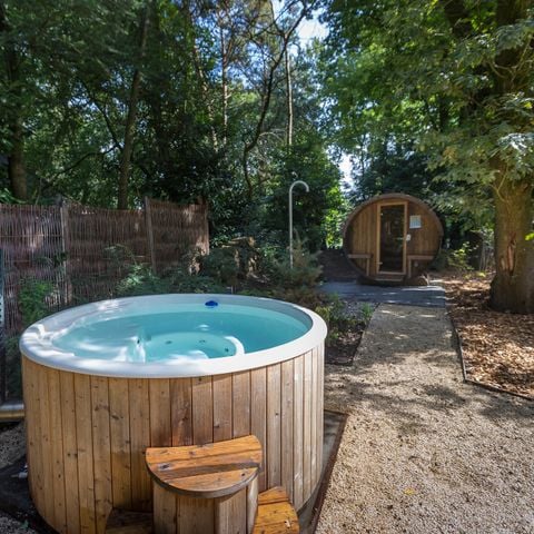 Bungalow 6 personen - met Hottub óf Jacuzzi én Sauna