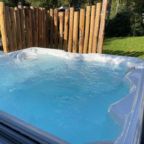 Bungalow 4 personen - Bos Lodge 75 Eco met Jacuzzi