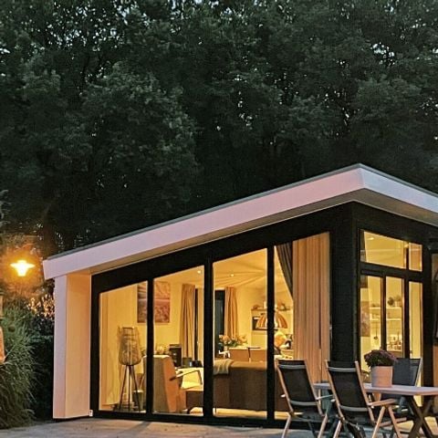 Bungalow 4 personen - Bos Lodge 75 Eco met Jacuzzi