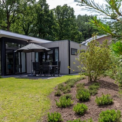 Bungalow 6 personen - Bos Lodge 75 met Hottub en Sauna