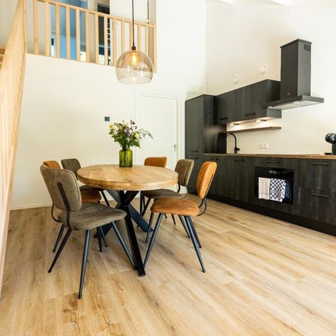 Bungalow 6 personen - Deluxe met hottub