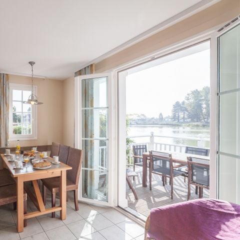 Bungalow 8 personen - - 2 bedrooms + 1 sleeping alcove - Terrace - Lake view