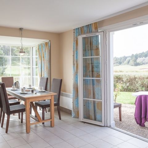 Bungalow 8 personen - - 2 bedrooms + 1 sleeping alcove - Terrace