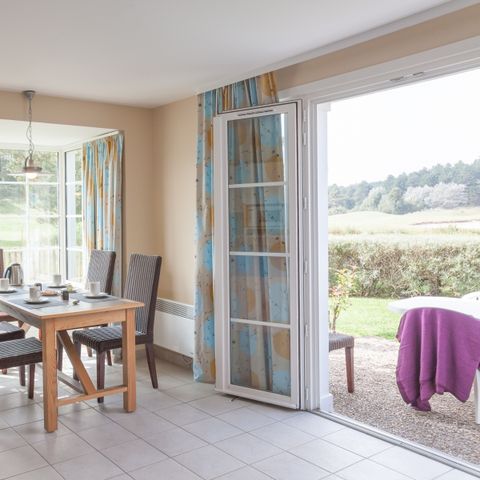Bungalow 8 personen - - 2 bedrooms + 1 sleeping alcove - Terrace