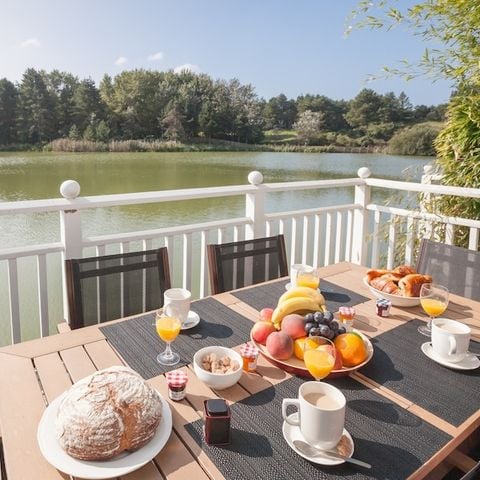 Vakantiehuis 8 personen - 2 bedrooms - 1 sleeping - Alcove - Terrace - Lake view
