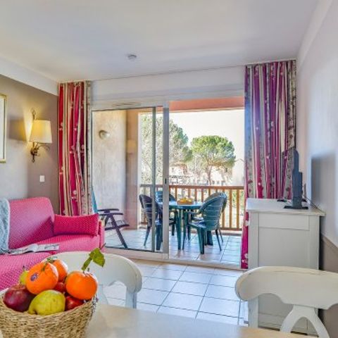 Studio 4 personen -  Appartement 4 personen - 1 slaapkamer - Terras of balkon - ongeveer 35 m² (RUL24)