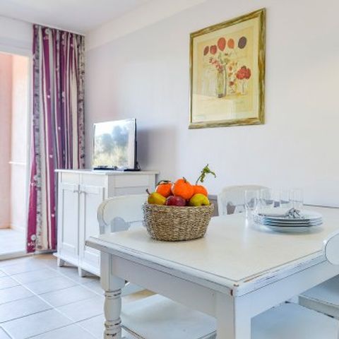 Studio 4 personen -  Appartement 4 personen - 1 slaapkamer - Terras of balkon - ongeveer 35 m² (RUL24)