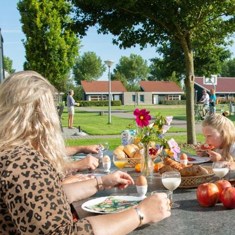 Bungalow 6 personen - Comfort half vrijstaand