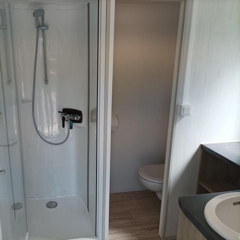 STAANPLAATS - Comfort privésanitair