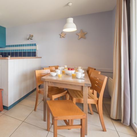 Appartement 6 personen - 1 bedroom - 1 sleeping - Alcove - Terrace or balcony - Open sea view - Seafront