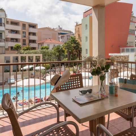 APPARTEMENT 4 personen - - 1 bedroom - Terrace - Air conditioned