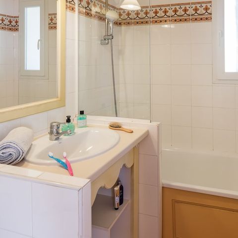 APPARTEMENT 4 personen - - 1 bedroom - Terrace - Garden level