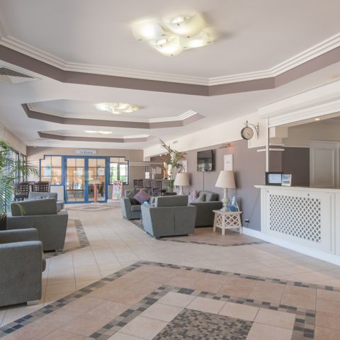 Pierre & Vacances Premium Résidence Les Rives de Cannes - Mandelieu - Camping Alpes-Maritimes - Afbeelding N°6