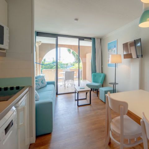 APPARTEMENT 4 personen - - 1 bedroom - Air-conditioned - Terrace or balcony