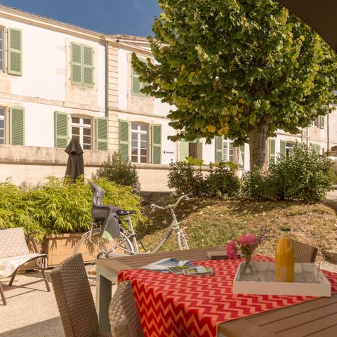 APPARTEMENT 4 personen - - 1 bedroom - Terrace - Ground floor