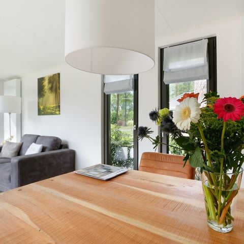 Bungalow 4 personen - Boslodge met privé sauna en hottub