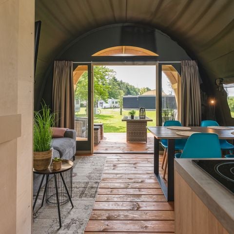 Tent 6 personen - Twentse tentsuite XL met privé sanitair (max. 2 adults)