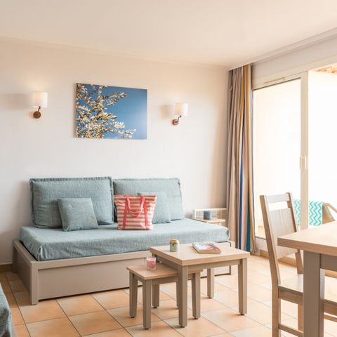 APPARTEMENT 6 personen - - 1 bedroom + 1 sleeping alcove  - Terrace or Balcony