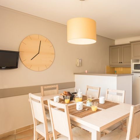 APPARTEMENT 6 personen - - 1 bedroom + 1 sleeping alcove  - Terrace or Balcony
