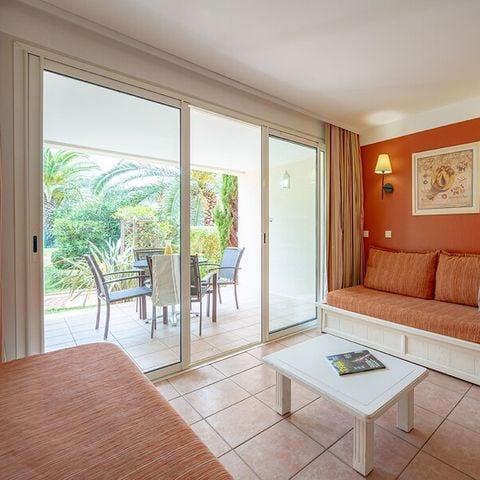 Studio 4 personen - 1 slaapgedeelte - Terras of balkon - Airconditioning