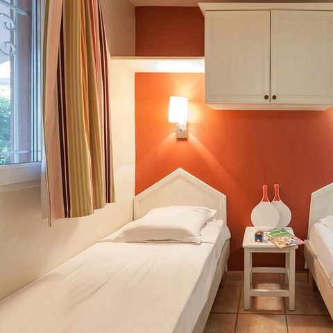 Studio 4 personen - 1 slaapgedeelte - Terras of balkon - Airconditioning