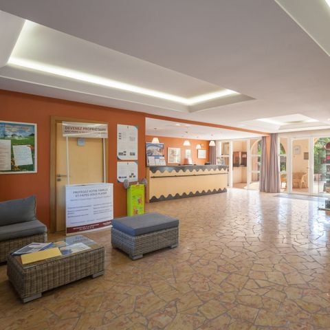 Pierre & Vacances Résidence Le Hameau de la Pinède - Camping Var - Afbeelding N°2