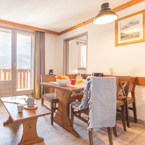 APPARTEMENT 6 personen - 1 slaapkamer + 1 slaapgedeelte - op het zuiden
