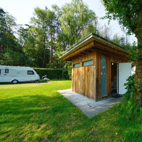 STAANPLAATS - Comfort XL privésanitair