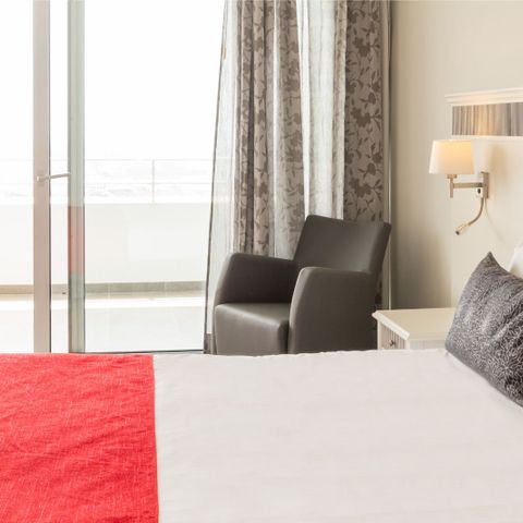 APPARTEMENT 4 personen - Standard Swimming Pool Side