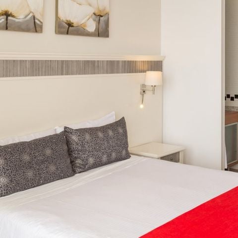 Appartement 6 personen - 2 slaapkamers - Uitzicht op het zwembad