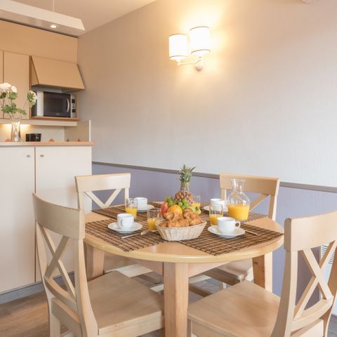 APPARTEMENT 6 personen - - 1 bedroom + 1 sleeping alcove
